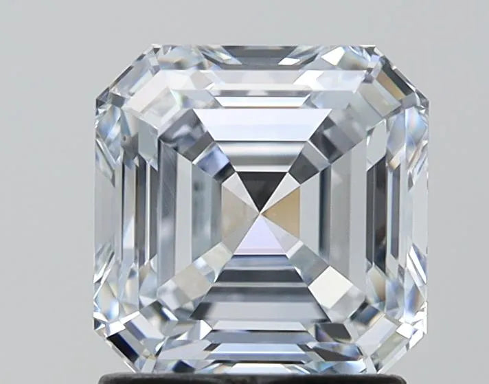 1.61ct Square emerald Lab Grown Diamond (Colour G, Clarity VVS2, IGI Certified)
