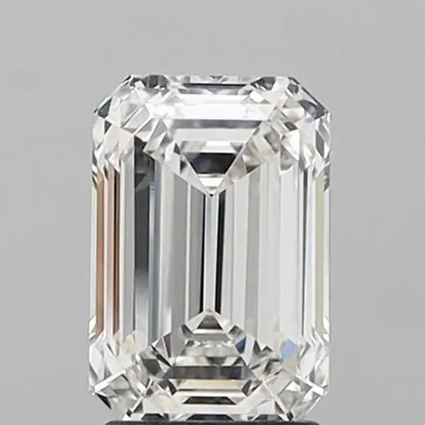 2.52ct Emerald Lab Grown Diamond (Colour G, Clarity VVS2, IGI Certified)