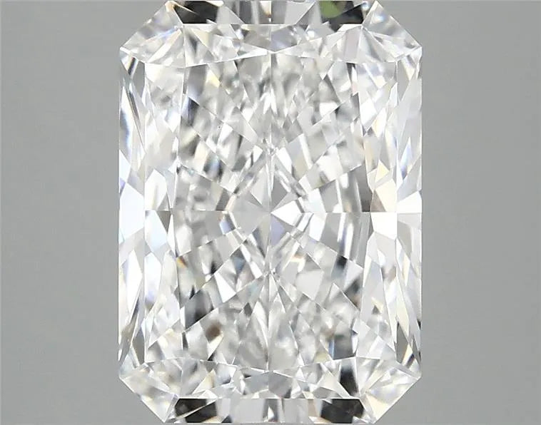 3.00ct Radiant Lab Grown Diamond (Colour D, Clarity VVS2, IGI Certified)