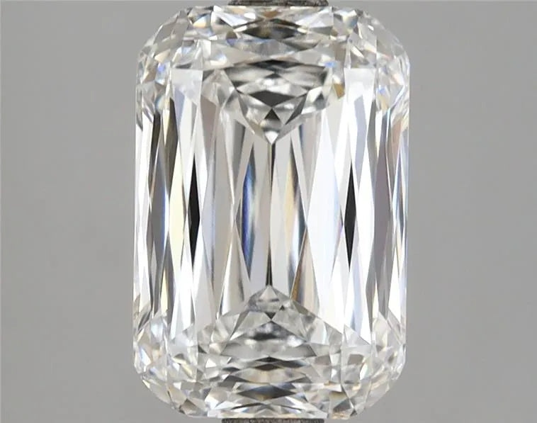 3.59ct Cushion modified Lab Grown Diamond (Colour E, Clarity VVS1, IGI Certified)