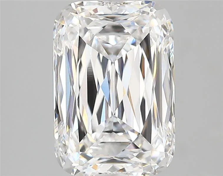 3.77ct Cushion modified Lab Grown Diamond (Colour E, Clarity VVS1, IGI Certified)