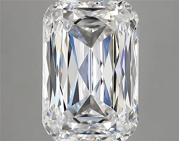 4.38ct Cushion modified Lab Grown Diamond (Colour D, Clarity VVS2, IGI Certified)