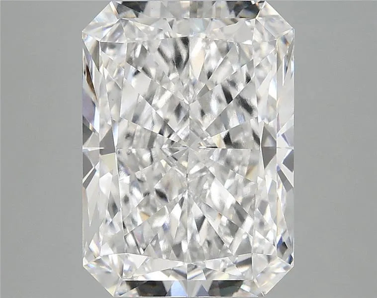 5.04ct Radiant Lab Grown Diamond (Colour E, Clarity VS1, IGI Certified)