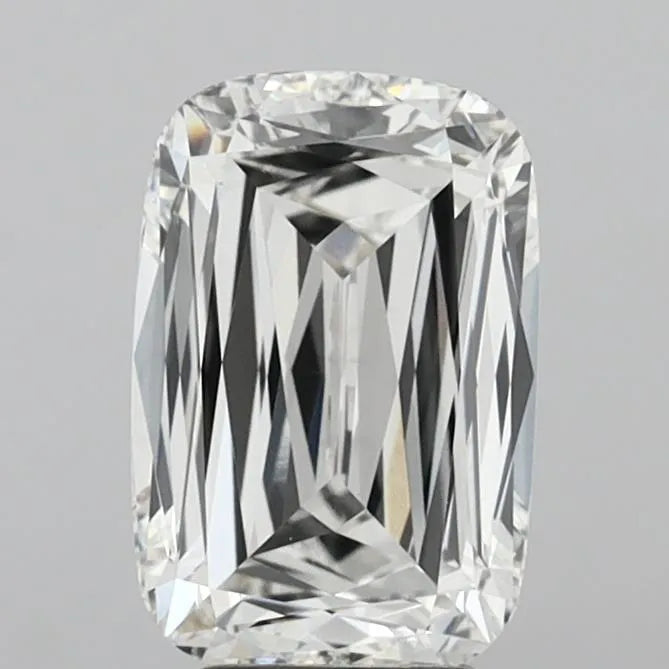 5.27ct Cushion modified Lab Grown Diamond (Colour G, Clarity VVS2, IGI Certified)