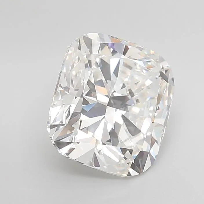 5.51ct Cushion modified Lab Grown Diamond (Colour E, Clarity VVS2, IGI Certified)