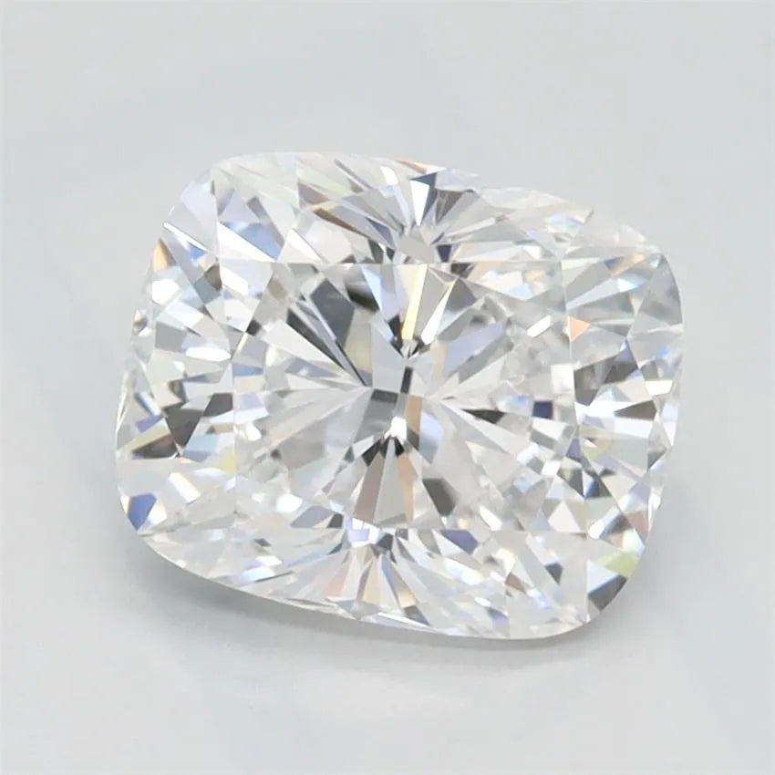 1.53ct Cushion modified Lab Grown Diamond (Colour D, Clarity VVS1, IGI Certified)