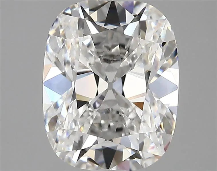 2.90ct Cushion modified Lab Grown Diamond (Colour E, Clarity VVS2, IGI Certified)