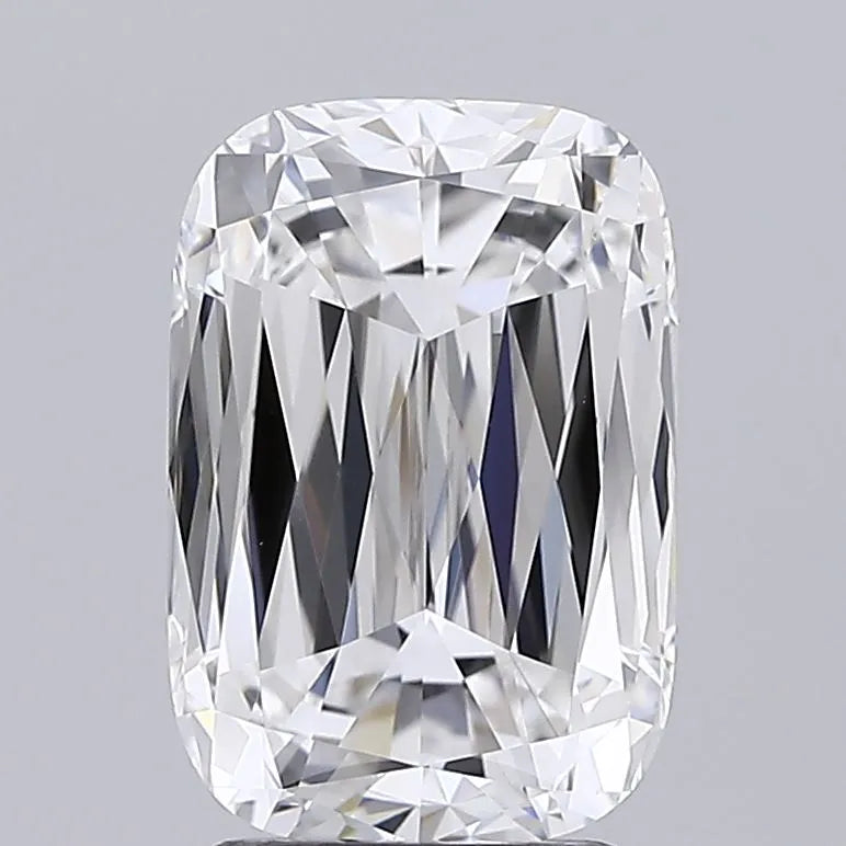 2.92ct Cushion modified Lab Grown Diamond (Colour E, Clarity VVS2, IGI Certified)