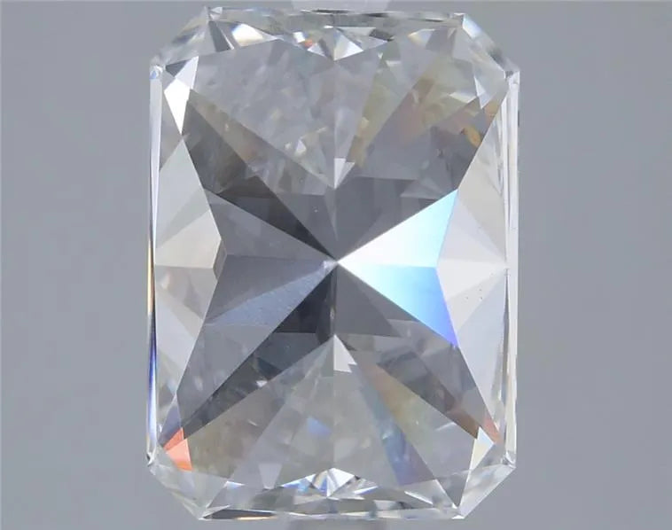 3.00ct Radiant Lab Grown Diamond (Colour E, Clarity VS1, IGI Certified)