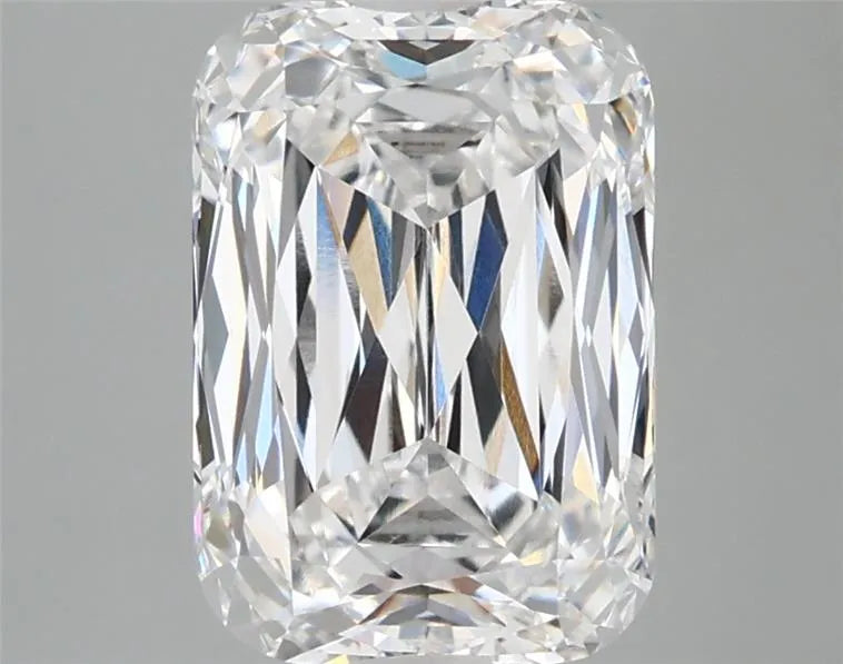 3.44ct Cushion modified Lab Grown Diamond (Colour D, Clarity VVS1, IGI Certified)