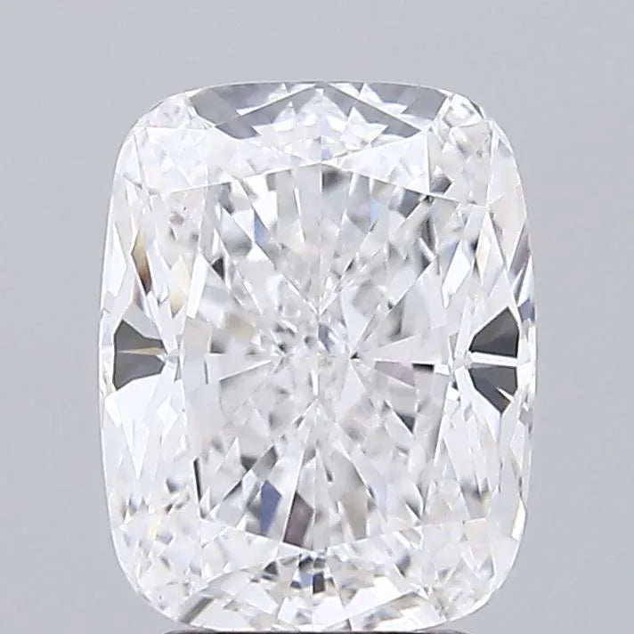 3.51ct Cushion modified Lab Grown Diamond (Colour E, Clarity VVS2, IGI Certified)