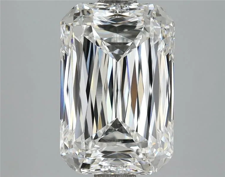 3.58ct Cushion modified Lab Grown Diamond (Colour E, Clarity VVS2, IGI Certified)