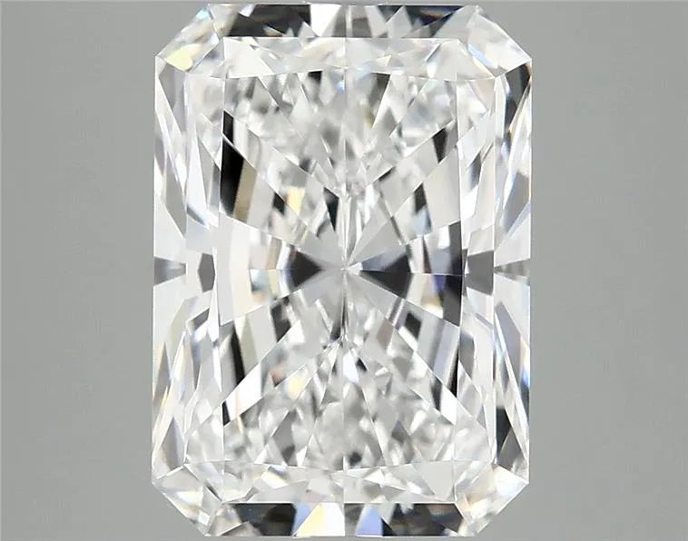 4.00ct Radiant Lab Grown Diamond (Colour E, Clarity VS1, IGI Certified)