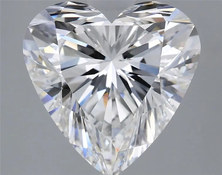 4.04ct Heart Lab Grown Diamond (Colour E, Clarity VVS2, IGI Certified)