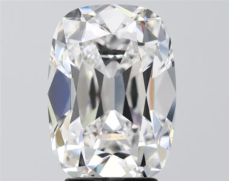 4.06ct Cushion brilliant Lab Grown Diamond (Colour D, Clarity VVS2, IGI Certified)