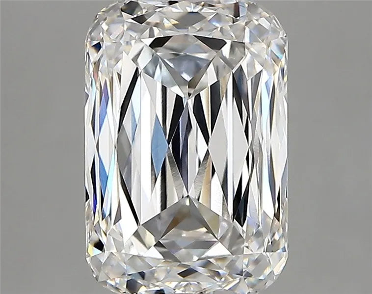 4.10ct Cushion modified Lab Grown Diamond (Colour E, Clarity VVS2, IGI Certified)