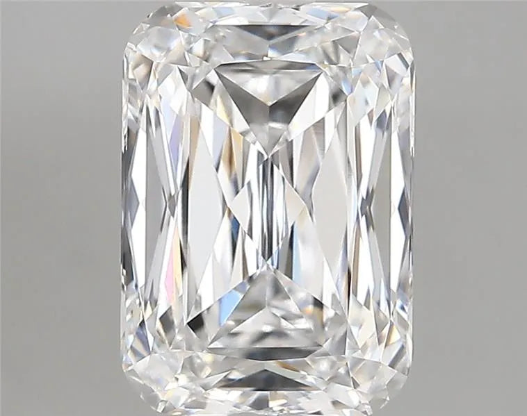 4.14ct Cushion modified Lab Grown Diamond (Colour D, Clarity VVS2, IGI Certified)