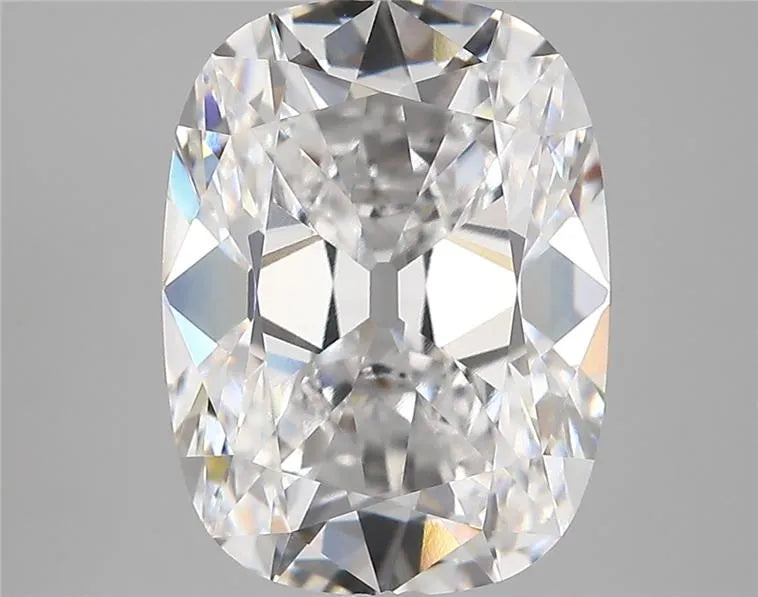 5.28ct Cushion modified Lab Grown Diamond (Colour E, Clarity VVS1, IGI Certified)