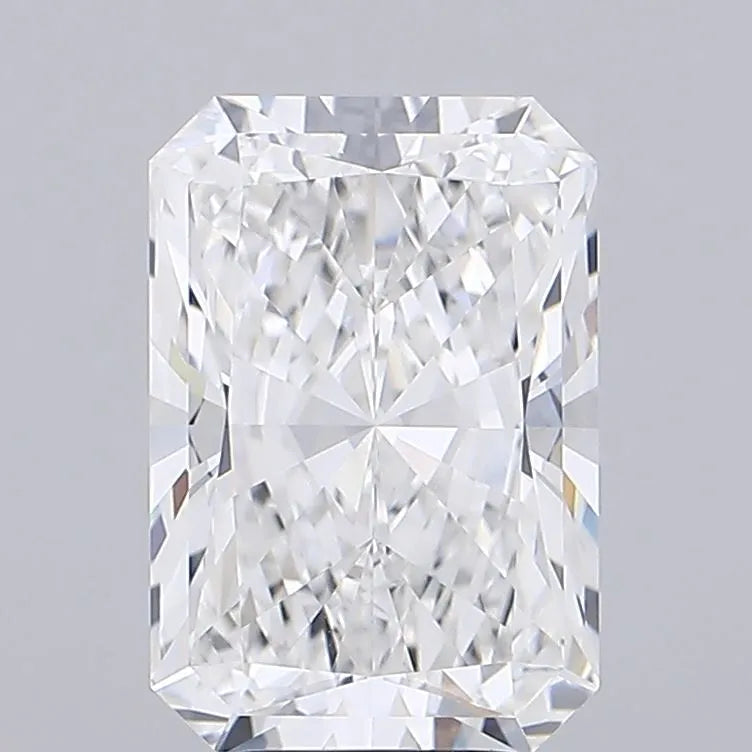 6.15ct Radiant Lab Grown Diamond (Colour E, Clarity VVS1, IGI Certified)